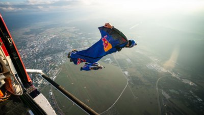  Red Bull Sky Dive Team perform